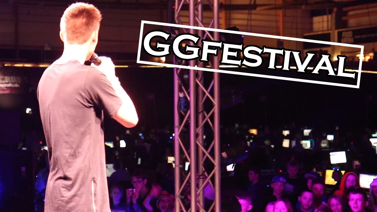 MIN FØRSTE GANG PÅ SCENEN