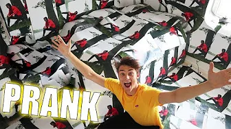 FYLDER VÆRELSE MED MIT ANSIGT PRANK