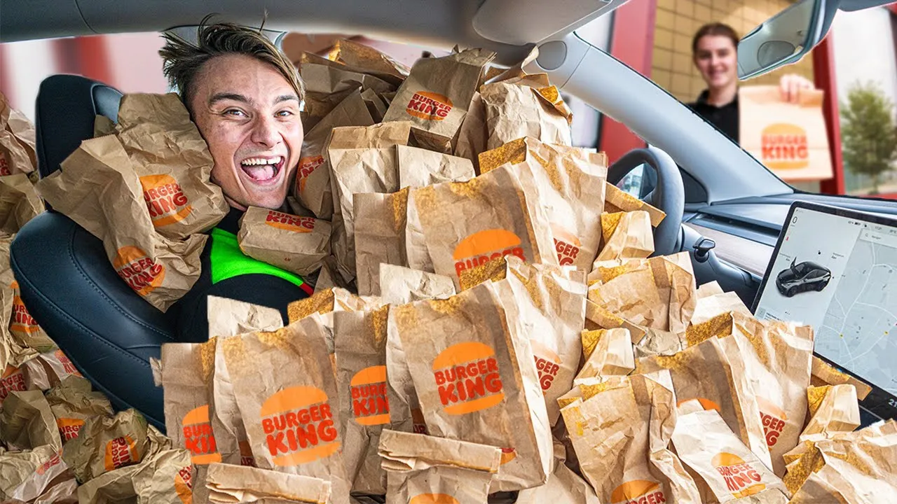 KØRER 100 GANGE I SAMME DRIVE-IN