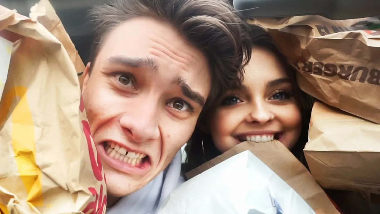 KØBER ALT FASTFOOD VI SER I DANMARK