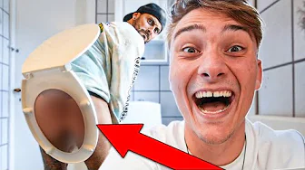 LIMER FAST TIL TOILETBRÆT PRANK *Ender på Hospitalet*