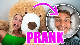 Hun Vidste Ikke Jeg Var i Bamsen (PRANK)