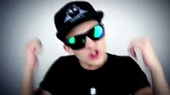 ♪ Eiqu - No Responsibilities (Official Video)