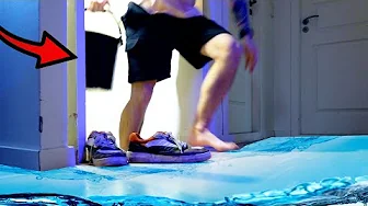 MIT HUS ER OVERSVØMMET!