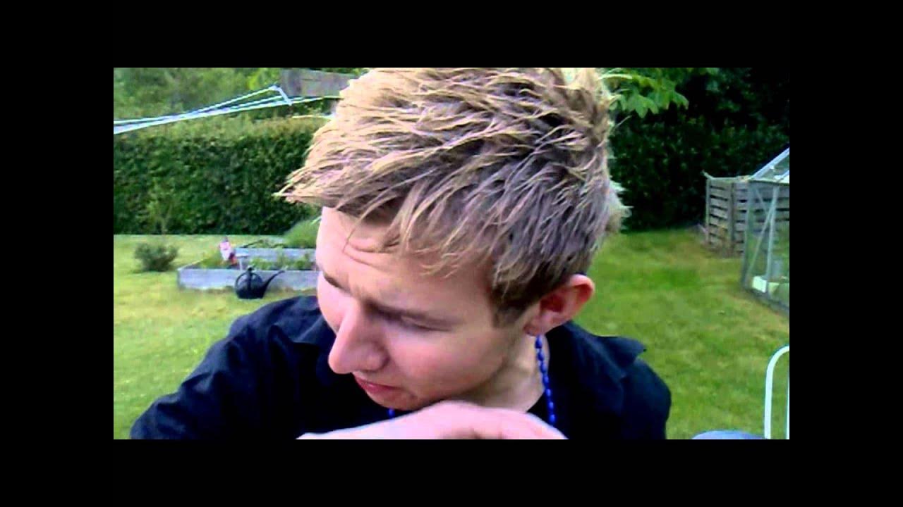 Greetings to Eiqu from the First Grade members in Denmark