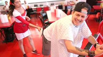 Fik smæk af en sygeplejerske i Las Vegas!