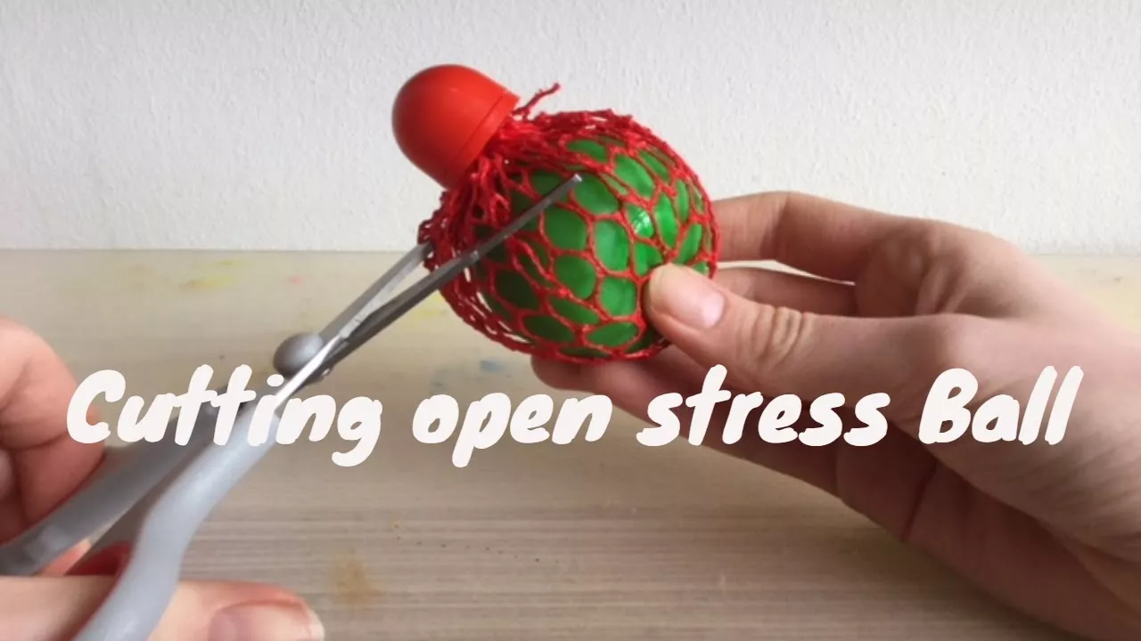 Klipper en stress Ball op(dansk)