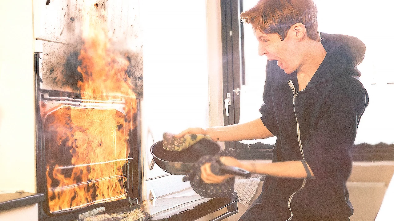 DET GÅR HELT GALT - Ask Me