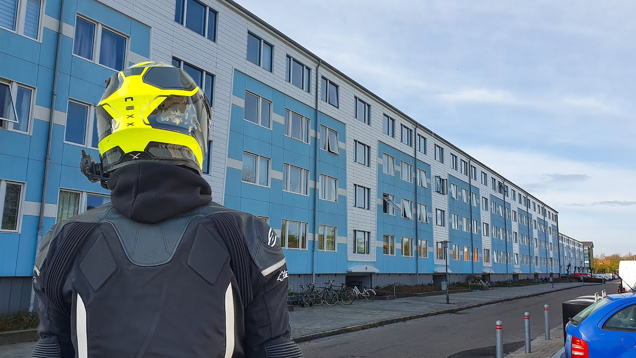 Besøger mit Barndomshjem aka "The Hood" (R1 Kørevlog)