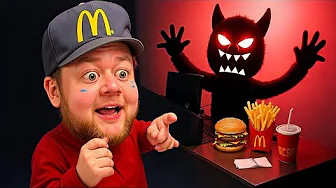 Arbejder midt om natten i en burgerbar! 💥😱 (Gyser spil)