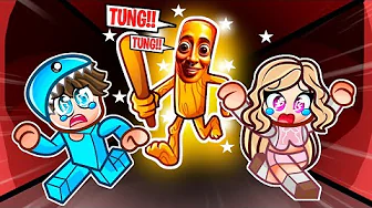 Jeg FLYGTER fra TUNG TUNG TUNG SAHUR i Roblox!