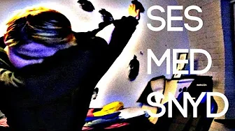 exposer dansk youtuber (italiener uden overskæg)