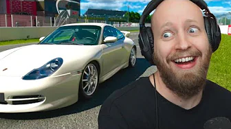 Porsche 911 skærer igennem svingene som smør