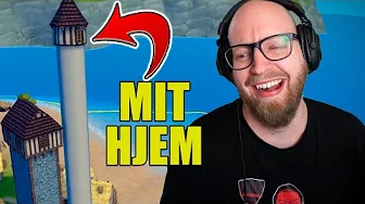 Lord Johnni Udbygger Sin Residens Med Monster Tårn