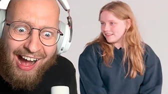 Flirter med hendes mor?