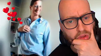 Stedmor Kommer Ind På Streamen