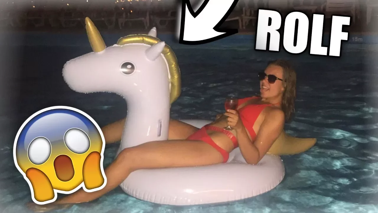 VI HAR KØBT EN KÆMPE ENHJØRNING I BARCELONA!!