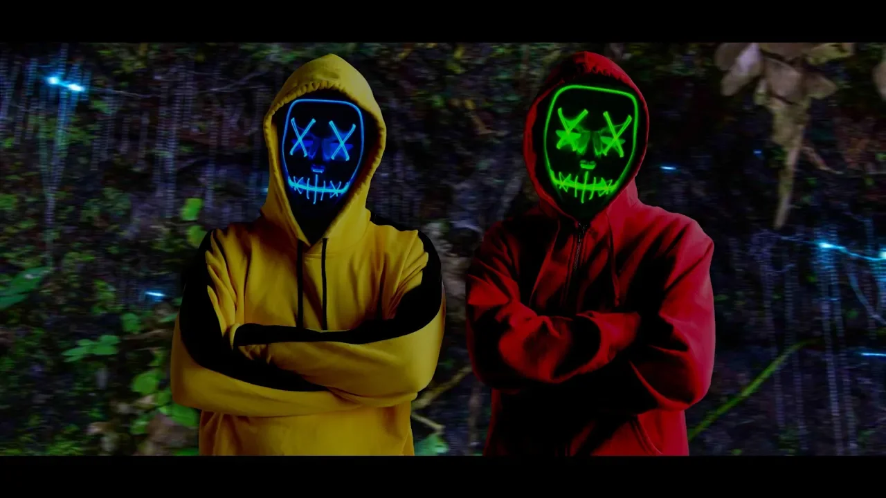 ♫ Fake Friends - Original Musikvideo ♫