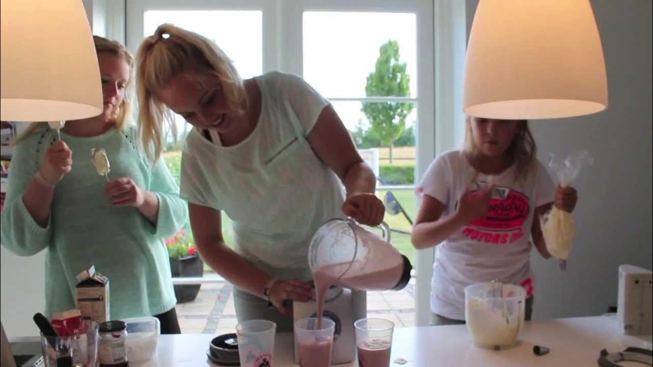 ♡ Lav det selv: Cotton Candy Frappucino! ♡