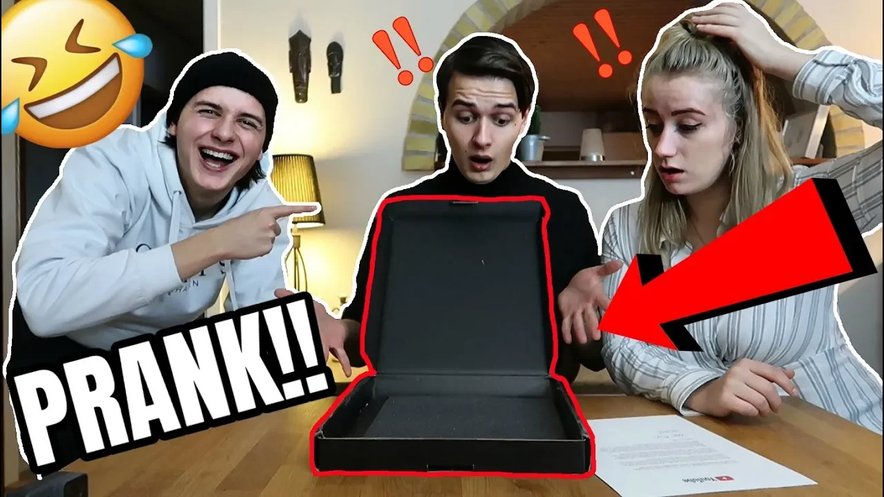 100K AWARD ER VÆK!?! (PRANK PÅ ELIAS OG REBECCA)