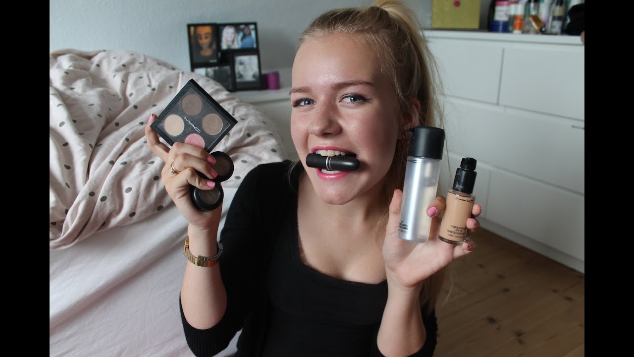 10 M•A•C MUSTHAVES