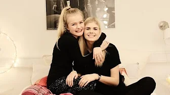 THE FRIENDSHIP TAG W. ANNA!