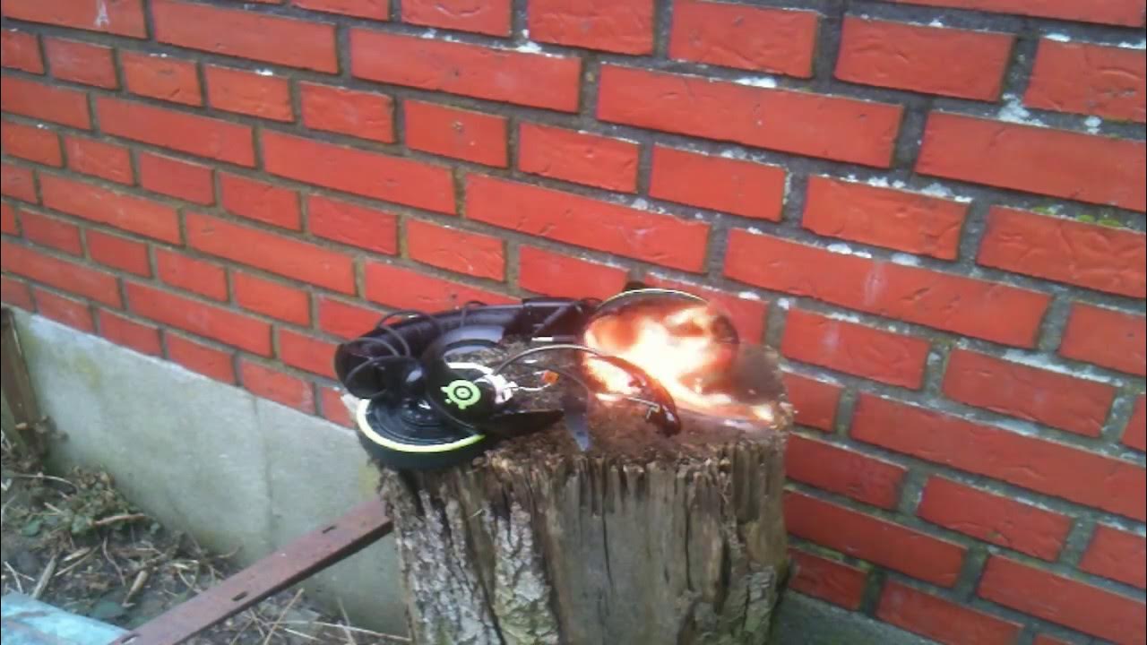 LMH smadrer og brænder sit headset!?