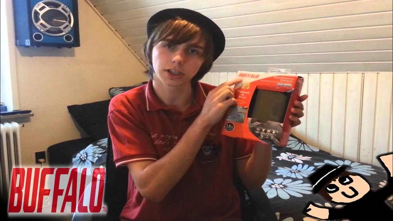 LASSE MED HATTEN GIVE AWAY! - 3000 Subscriber + 300.000 views special! (AFSLUTTET!!)