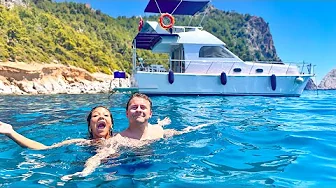 Lejer en privat båd