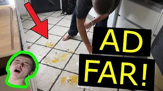 HVAD LAVER MIN FAR??!