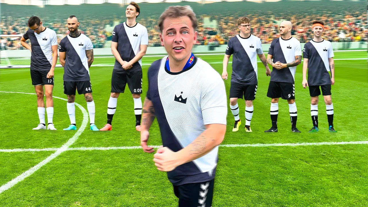 Spiller Fodbold mod Kendte Youtubere