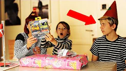 JEG ER MISUNDELIG PÅ MIN SØSTER?!