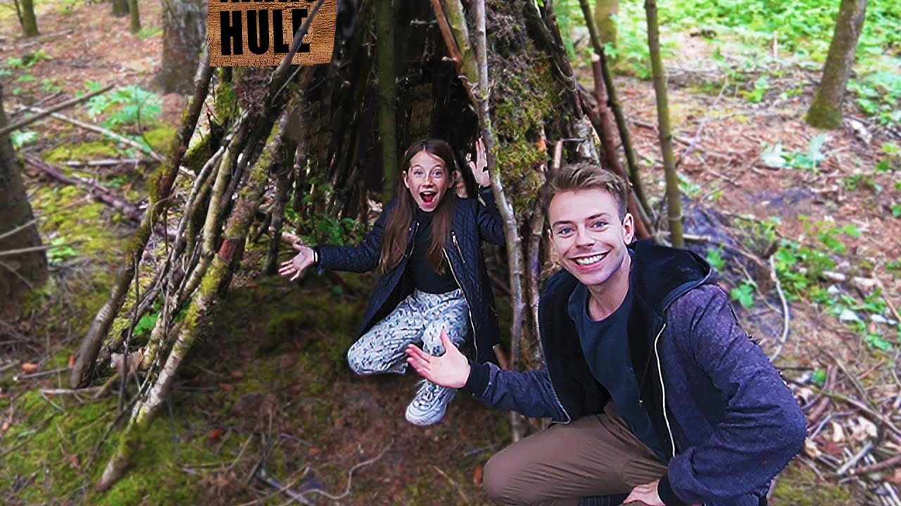 BYGGER EN HULE TIL NAJA