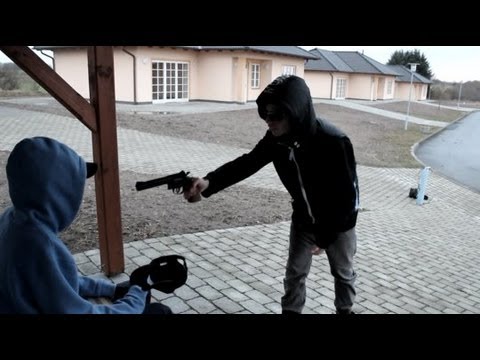 DRAMATISK GANGSTER RØVERI!