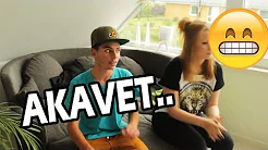 DET AKAVET ØJEBLIK!