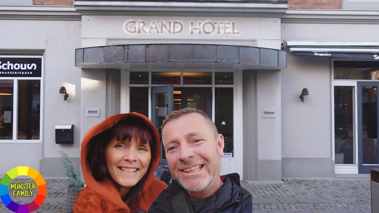 Efterlader Naja alene på hotel