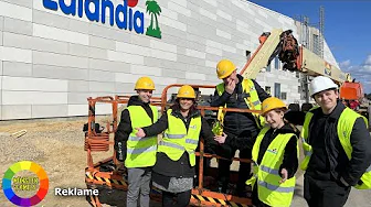 Familien bygger NYT Lalandia!