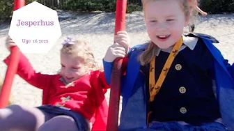 VI PRØVER DET HELE I JESPERHUS