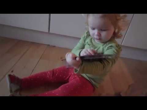 Haley found her twin (Day 13 of our daily vlogs in December 2016)