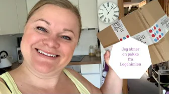 JEG ÅBNER EN PAKKE FRA LEGEHIMLEN