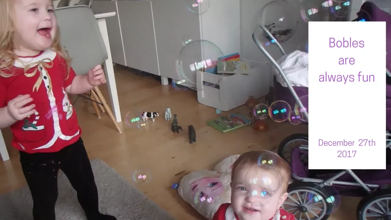 Bobles are always fun (Day 27 of our daily vlogmas 2017)