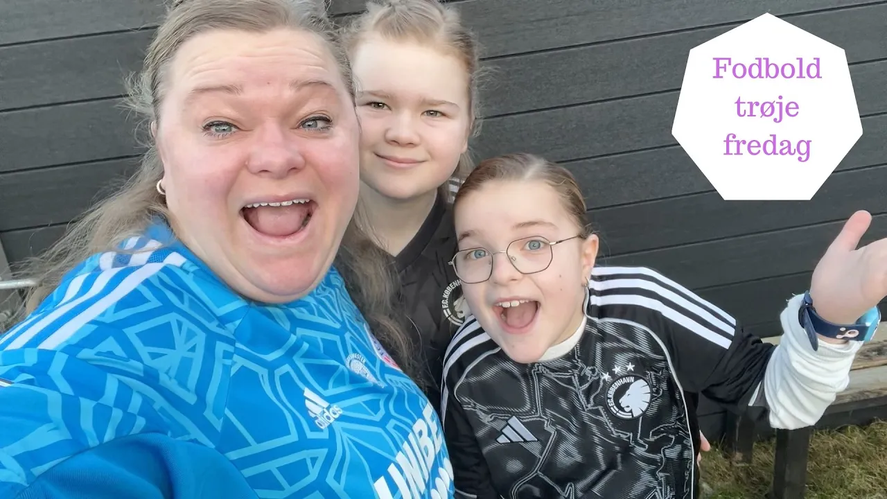 Vores Fodbold Trøje Fredag