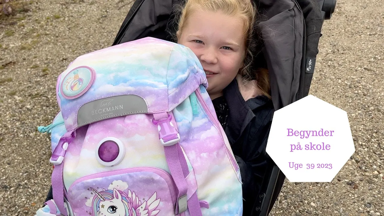 ZOE BEGYNDER AT KOMME PÅ HENDES NYE SKOLE