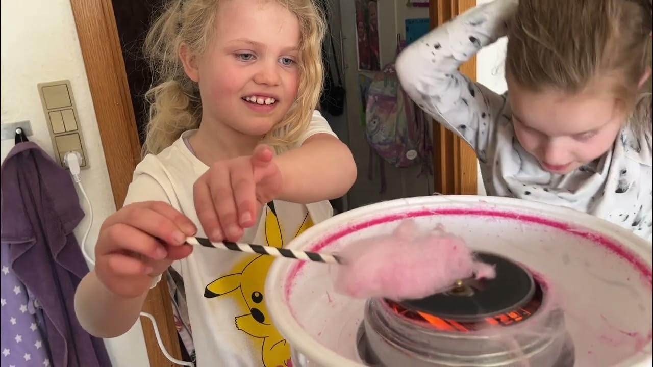 VORES VENNER KOMMER OG LAVER CANDYFLOSS