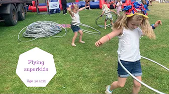 FLYING SUPERKIDS ER MEGA SUPER