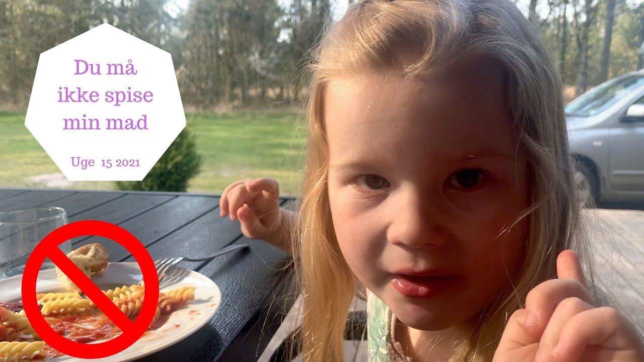 VI SPISER AFTENSMAD PÅ VORES TERRASSE