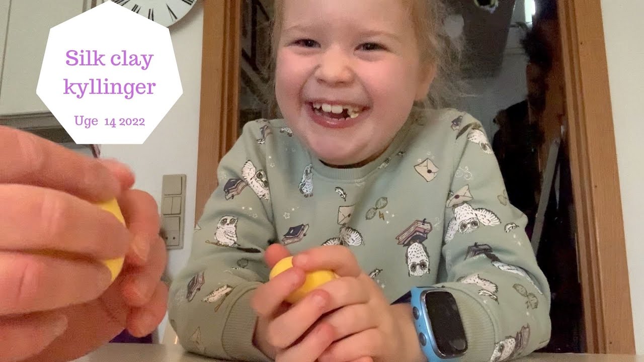 VI LAVER PÅSKE KYLLINGER AF SILK CLAY