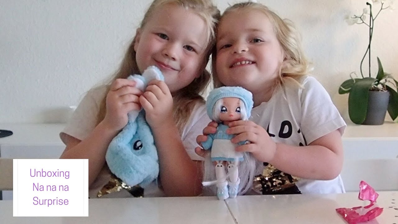UNBOXING NA NA NA SURPRISE - DANSK