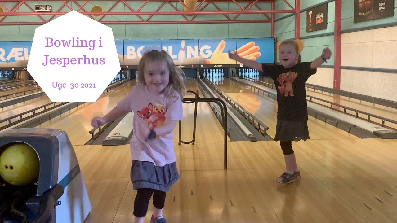 DANSESHOW OG BOWLING I JESPERHUS