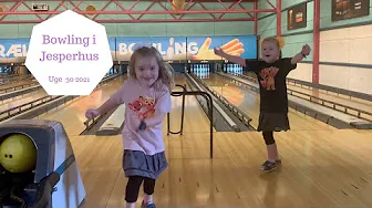 DANSESHOW OG BOWLING I JESPERHUS
